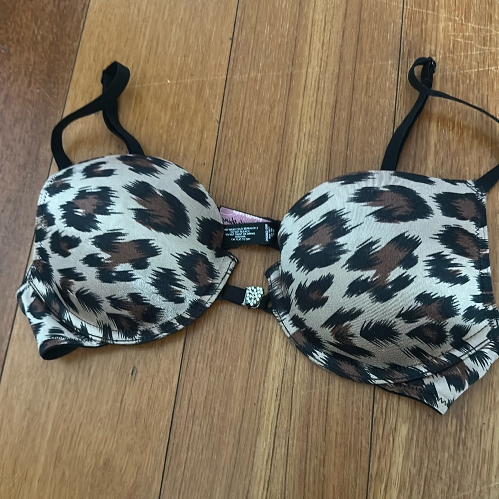 Rare Victoria’s Secret Sexy Little Things Push-up leopard print Bra